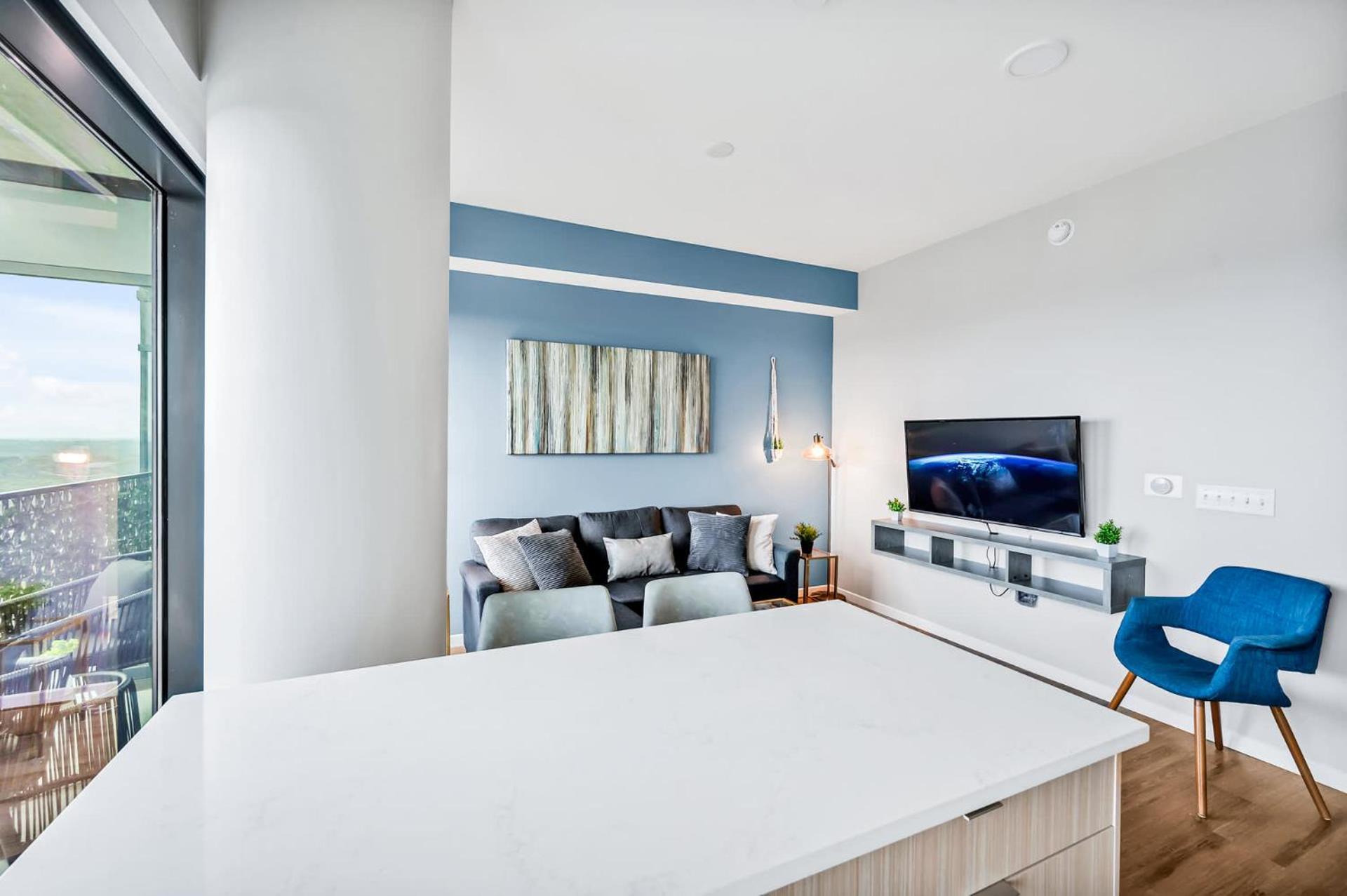 High-Rise Apt Raleigh Free Parking & Sunset View 1 ภายนอก รูปภาพ